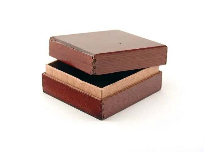 wooden box with lid